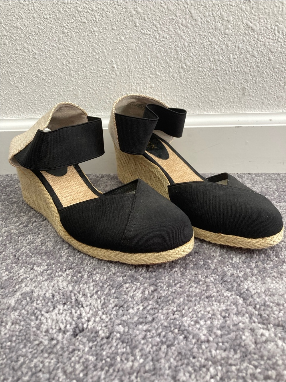 Lauren Ralph Lauren Black Ankle Strap Charla Wedge Sandals Women's Size 8B Jute